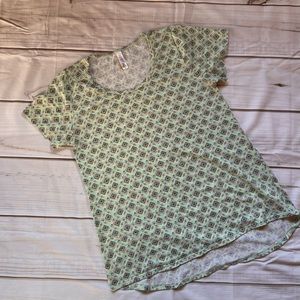 Lularoe Classic T-shirt